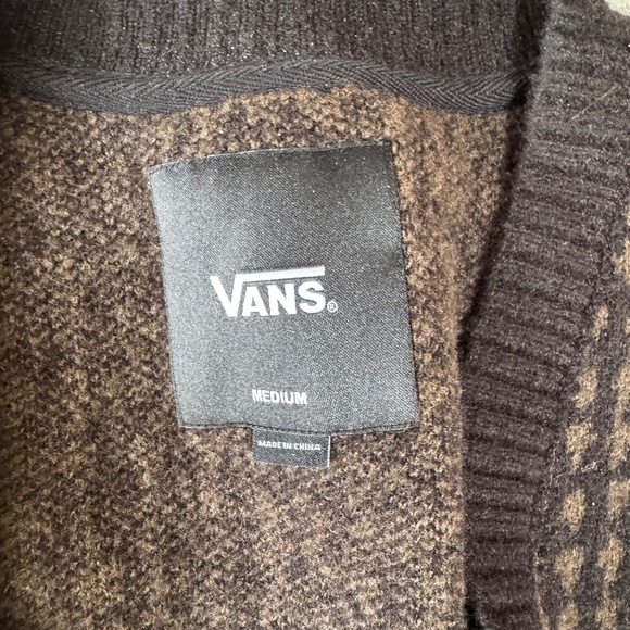 Van's Men's Cardigan - Size Medium - Brown and Tan Houndstooth - Picture 3 of 6